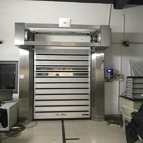 硬質(zhì)機(jī)器防護(hù)門.jpg